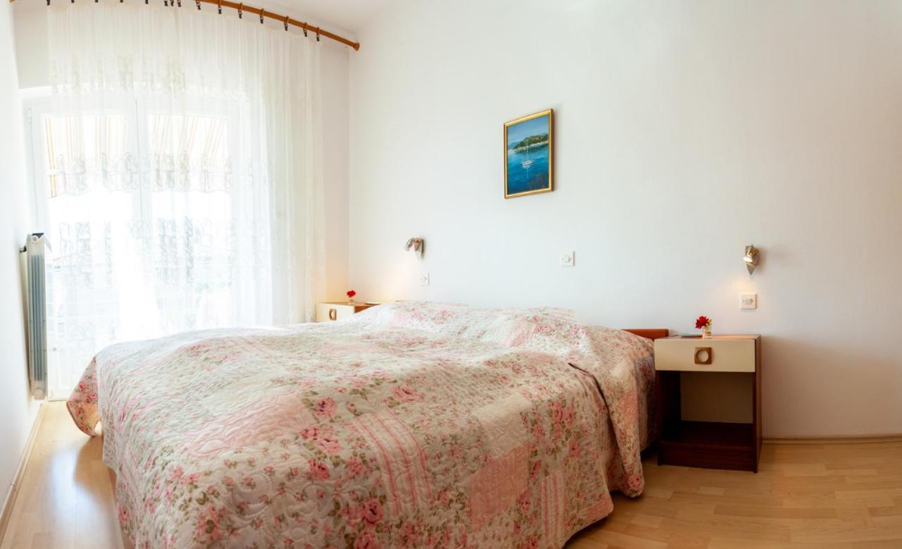 Apartment Maria Malinska Εξωτερικό φωτογραφία